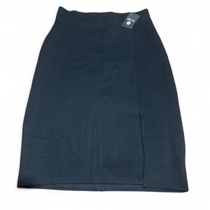 Chic Navy Pencil Skirt
